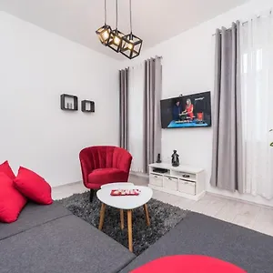  Apartment Tnt
