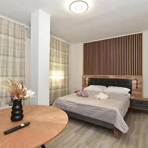  Apartment Jeta Studio &