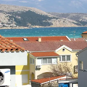 apartmani-ganec.primorje-gorskikotar.com/