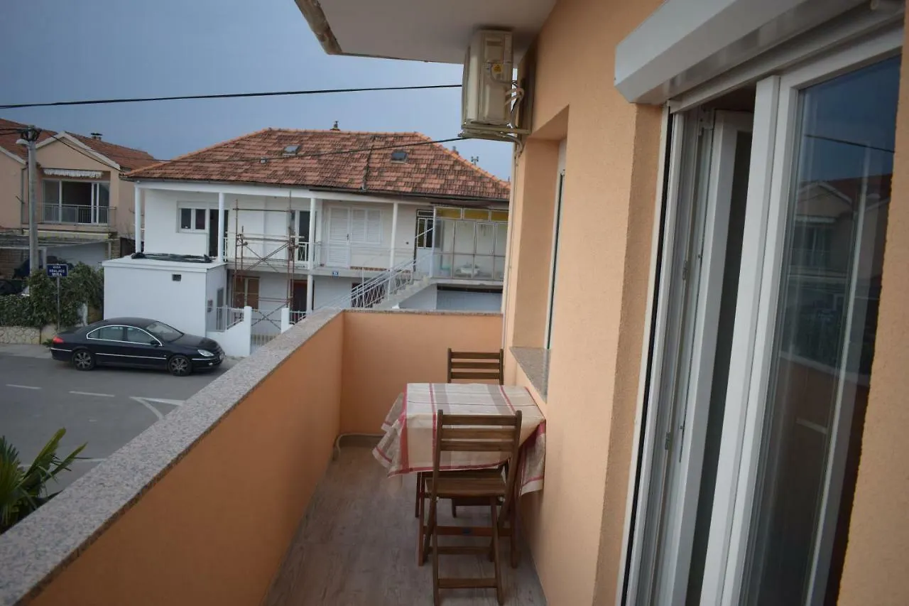 Apartments Nediljko & Mila Zara Croazia
