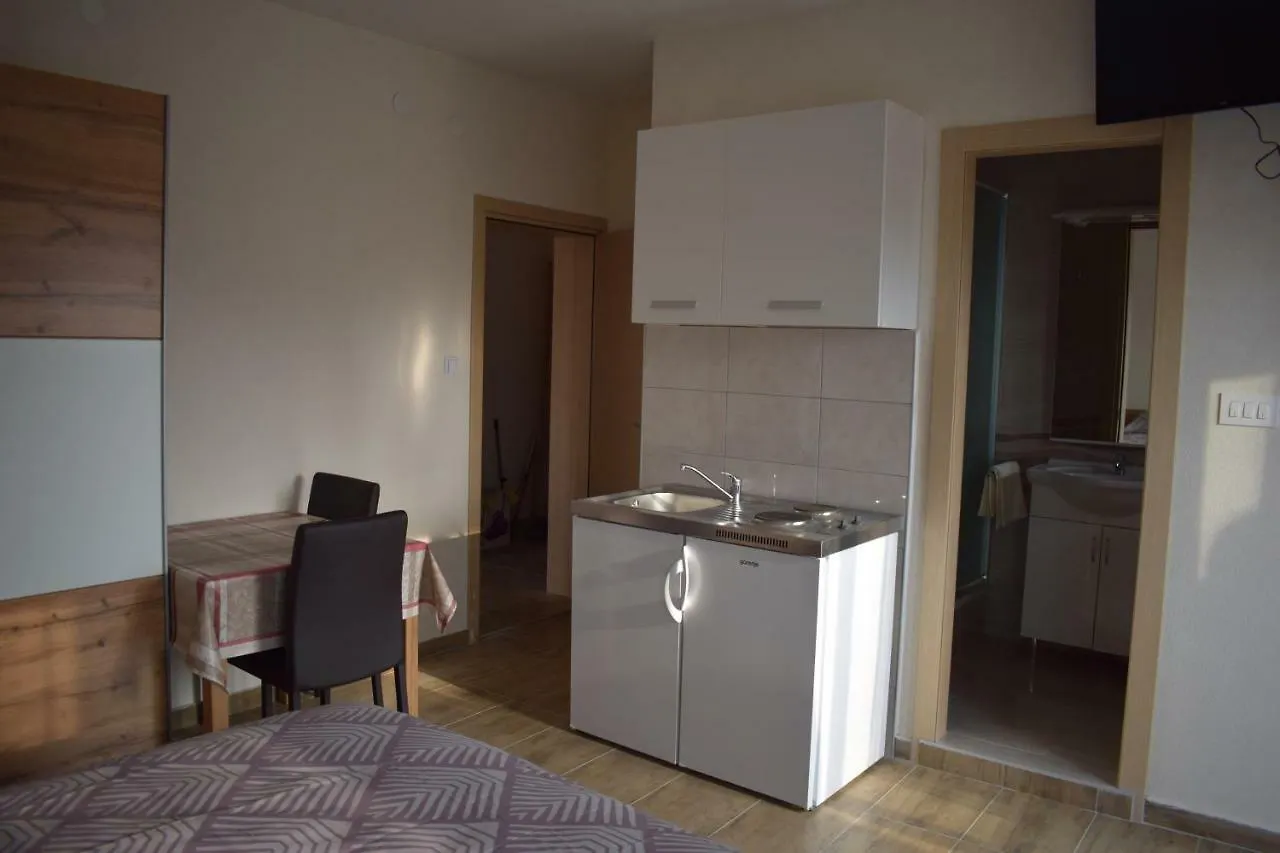 Apartments Nediljko & Mila Zara Croazia