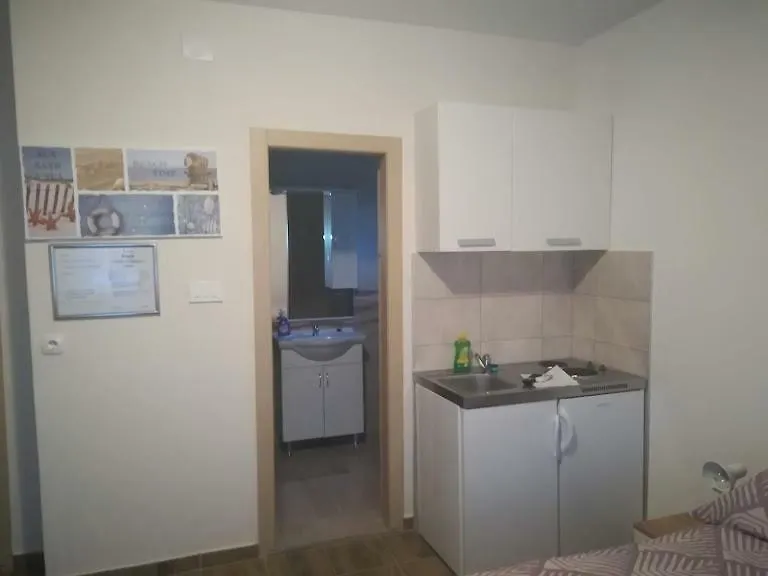 Apartments Nediljko & Mila Zara